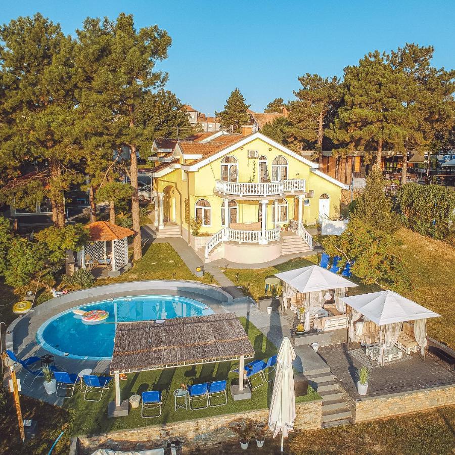 Prenociste Dunav 97 K5 Novi Banovci Extérieur photo